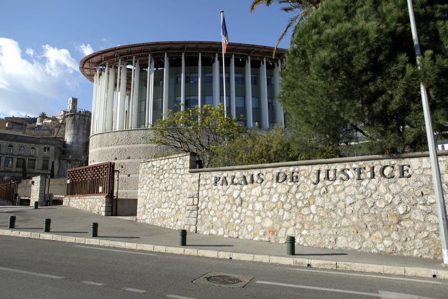 Le Palais de Justice de Grasse, à quelques pas du cabinet